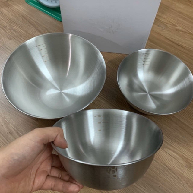 SET 3 THAU TRỘN INOX Set 3 âu trộn inox, set 3 bát inox to để trộn salad, ướp thịt, trộn bột làm bánh, đựng cơm canh.