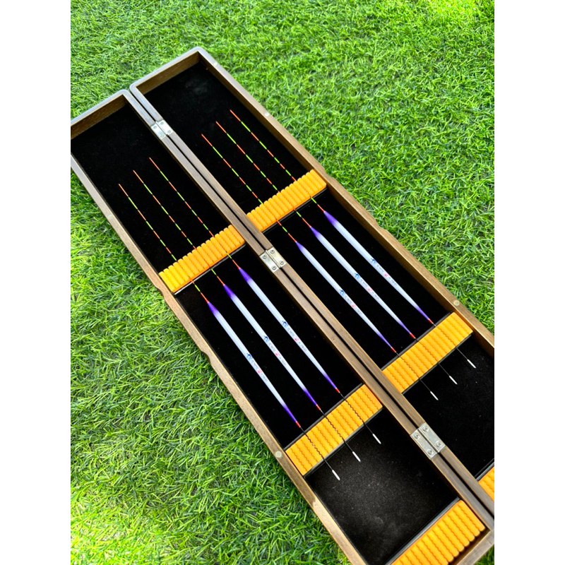 Phao lông công YM1