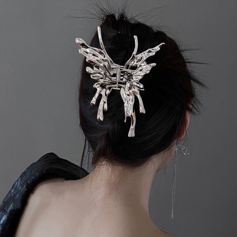 Kẹp càng cua 8 cm bướm kim loại cá tính sang trọng Tatitava