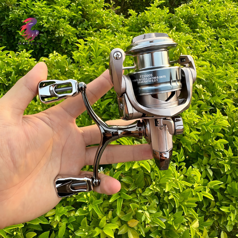 Máy Câu Cá Lure Kim Loại Cối Nông Siêu Êm Tay Quay Đôi Cân Bằng Bạc FZ2500-FZ3000