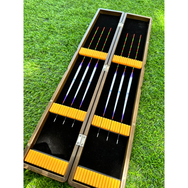 Phao lông công YM1