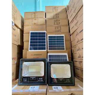 Đèn pha năng lượng mặt trời chính hãng Jindian 200W 300W