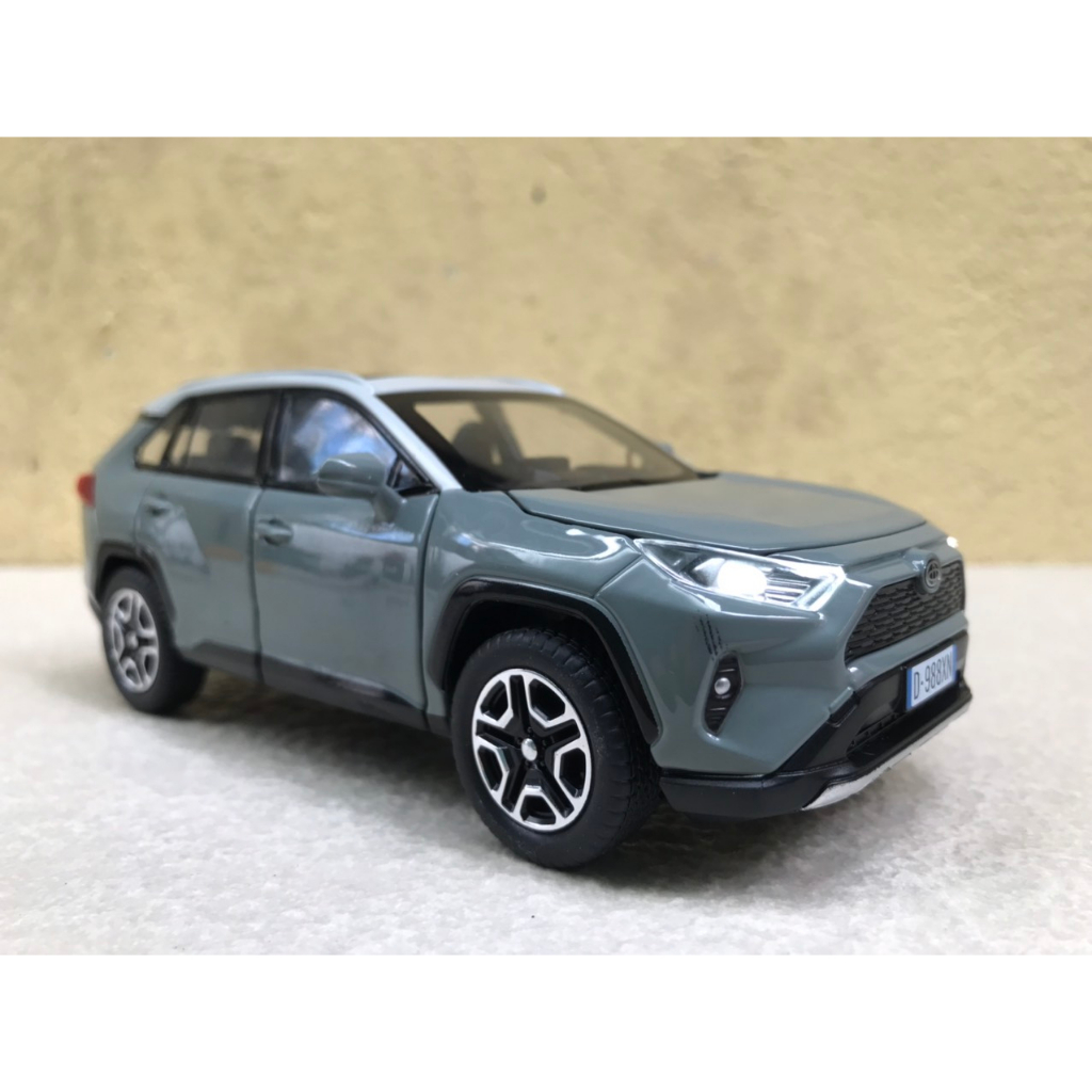 Mô hình xe ô tô Toyota RAV4 2024 tỷ lệ 1:32