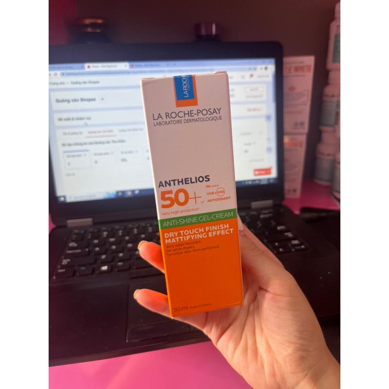 Kem chống nắng larocheposay