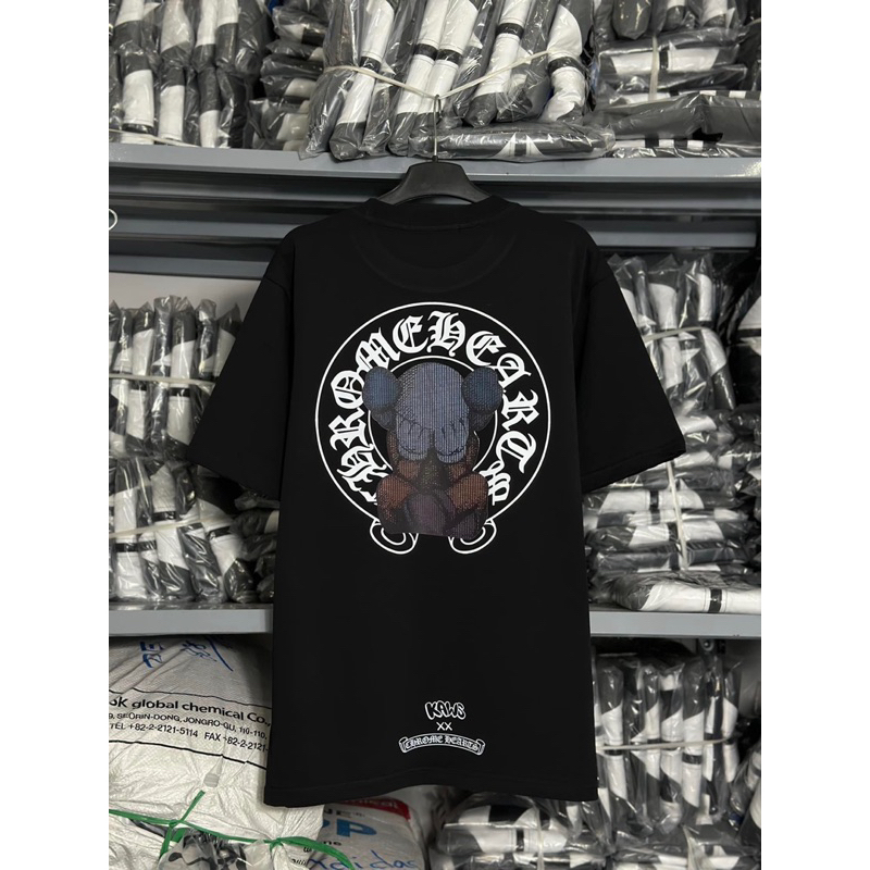 Áo thun CHROME HEARTS x KAWS cao cấp 100% cotton 2c