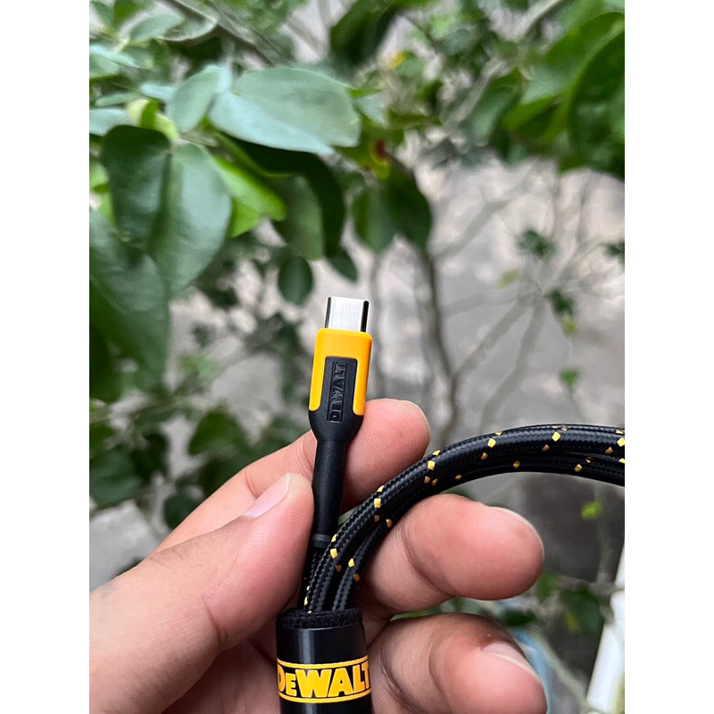 Cáp sạv nhanh C-C Dewalt chính hãng hàng ko hộp.
