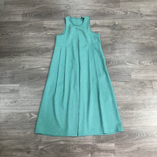 Đầm midi Warehouse xếp ly ngực
