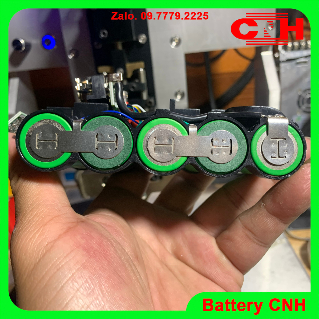 Pin Dewalt 18v 5cell 21700 dùng cho máy chính hãng. Nhận sạc zin