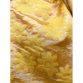 Vải organza hoa ép nổi