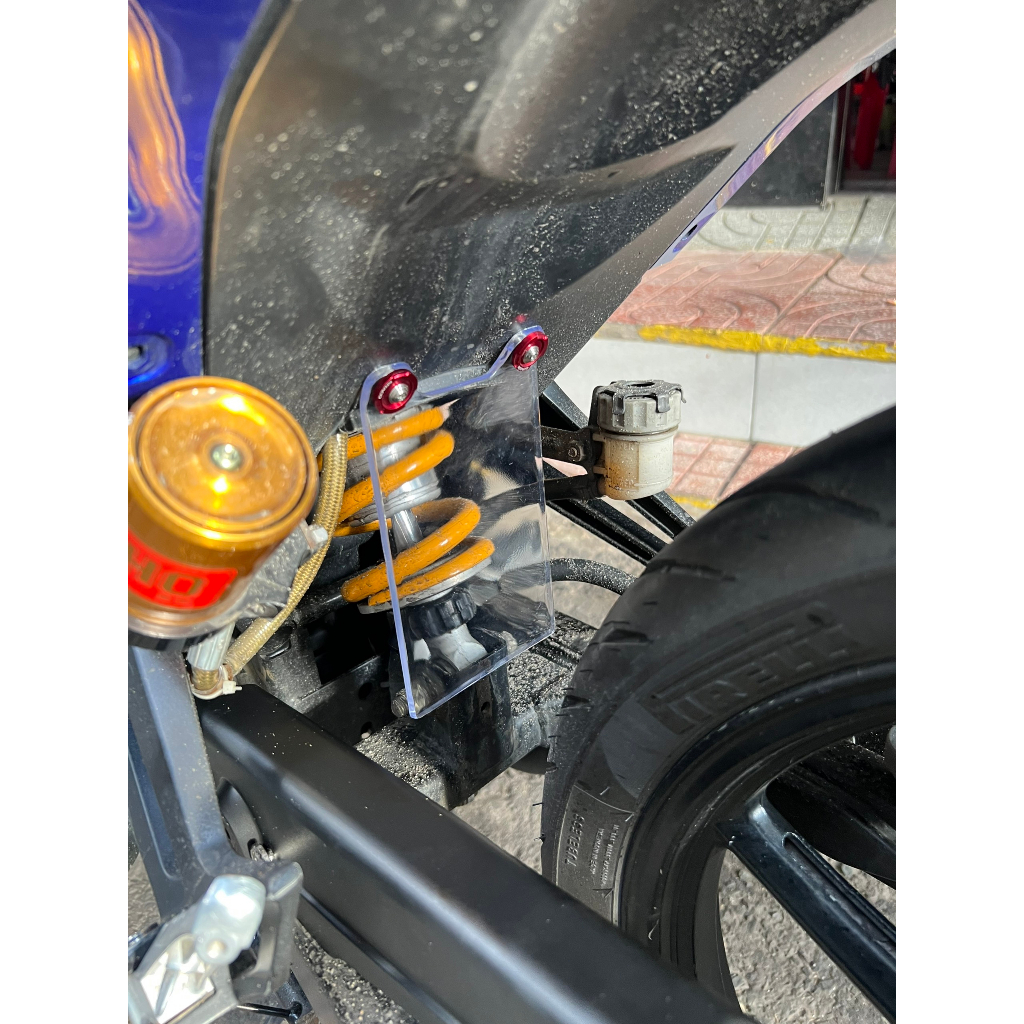 MIKA CHE PHUỘC TRONG SUỐT CHO XE MÁY