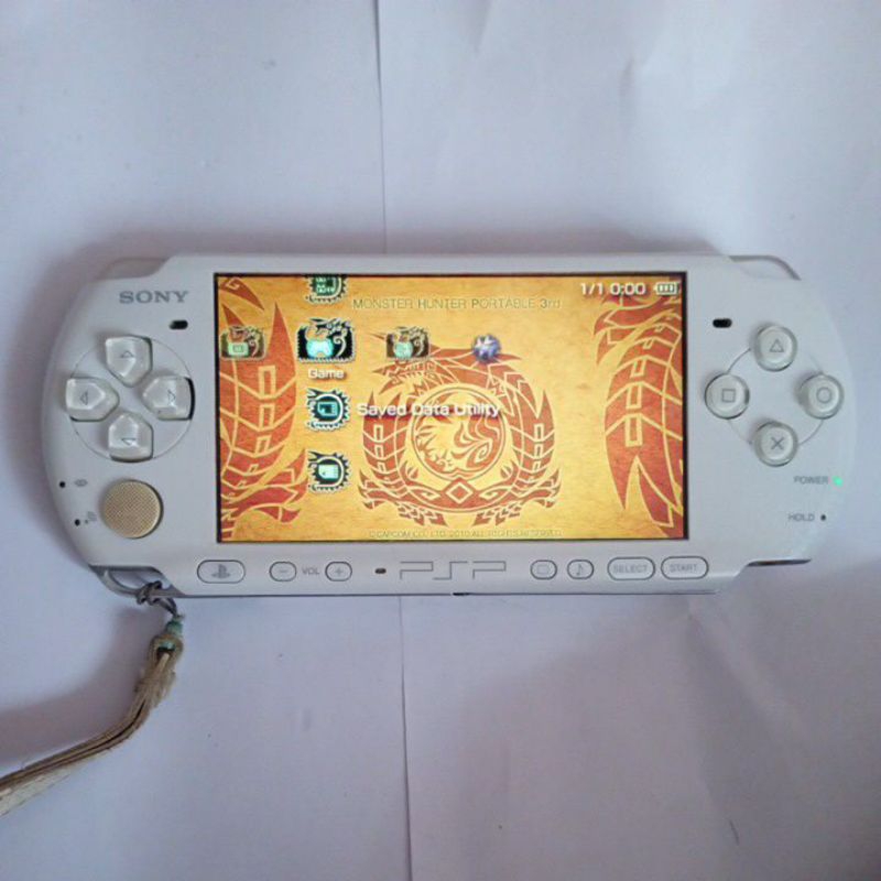 Máy chơi game PSP 1000/2000/3000 | Thẻ nhớ 32gb/64gb Full game
