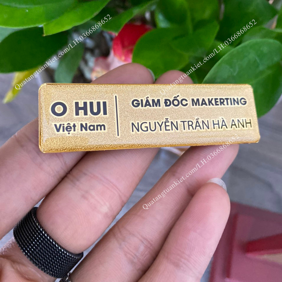 Bảng Tên Nhân Viên Mạ Vàng Đồng Ăn Mòn Sang Trọng,Cao Cấp