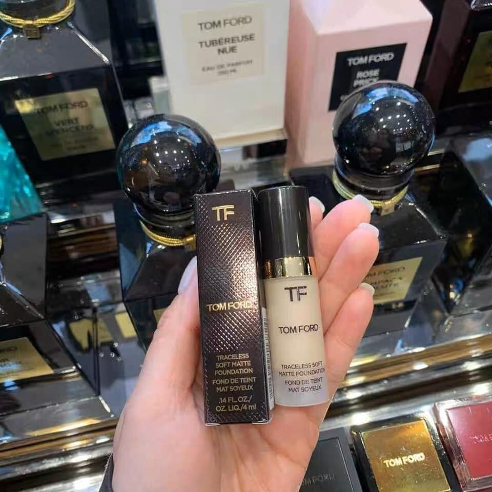 Kem nền Tom Ford Traceless Soft Matte Foundation - Tone 0.3 Ivory Silk Mini 4ml