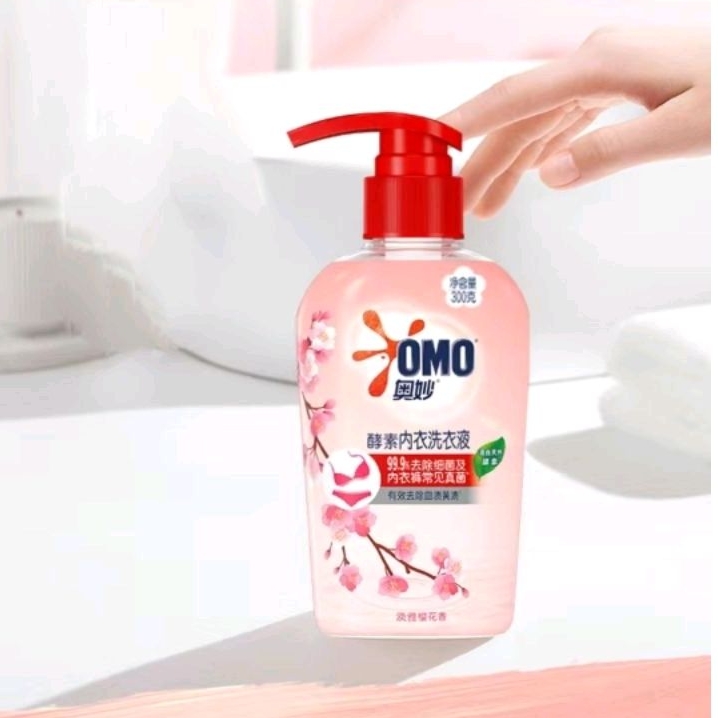Nước giặt OMO chuyên dụng dành cho đồ lót, diệt sạch vi khuẩn và an toàn 275g