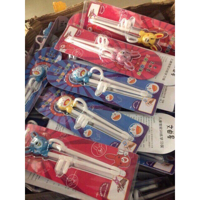 Đũa Tập Ăn Dặm Xỏ Ngón Hình Thú Hình Hoạt Hình Dễ Thương Xinh Xắn Cho Bé embe.s