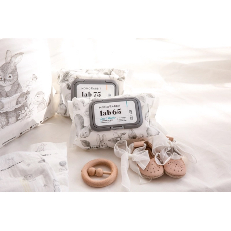 KHĂN ƯỚT CAO CẤP MOMO RABBIT - 72 TỜ