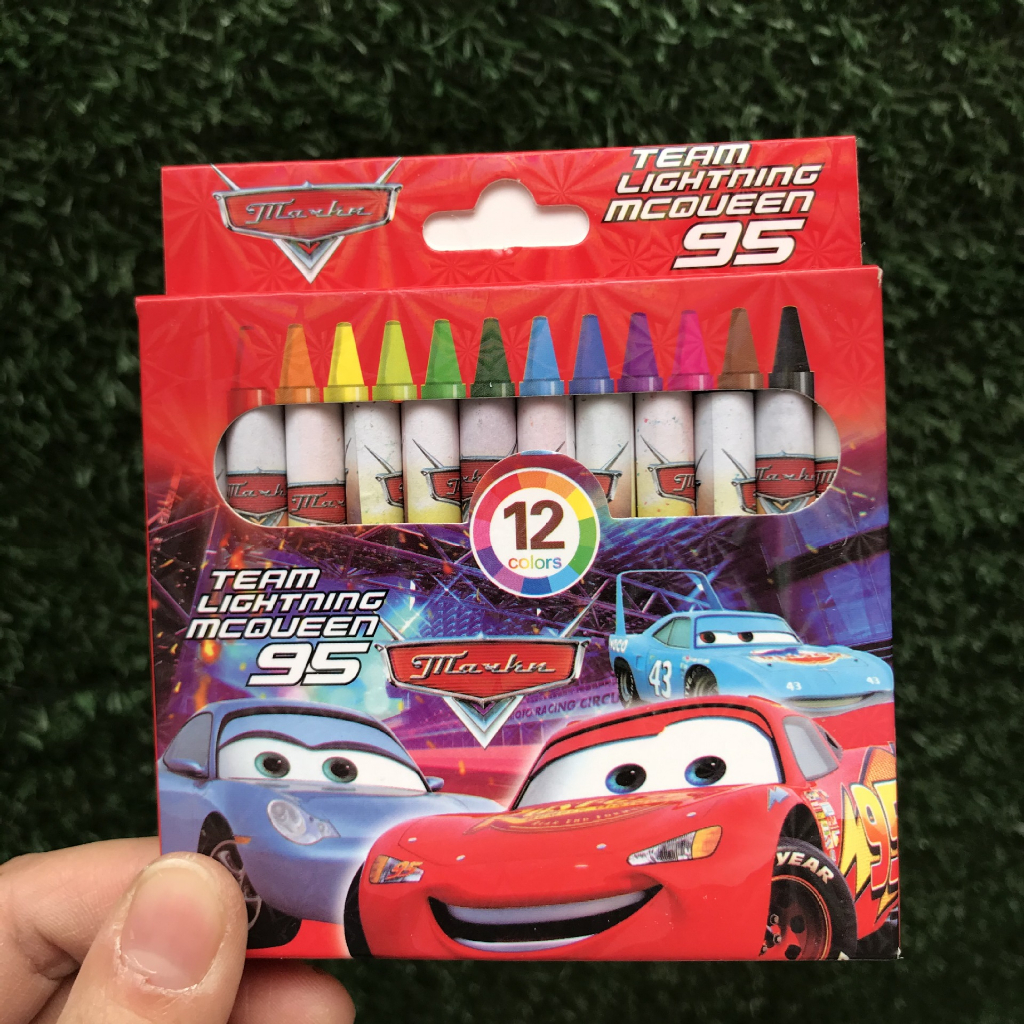 QUÀ TẶNG_Hộp 12 Bút Sáp Màu Họa Tiết Hoạt Hình Cho Bé Vừa Học Vừa Chơi