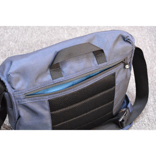 Túi đựng máy ảnh crumpler roady 7500 có ngăn đựn ipad