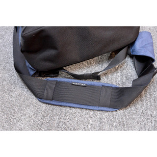 Túi đựng máy ảnh crumpler roady 7500 có ngăn đựn ipad