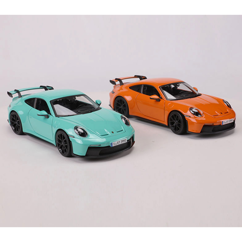 Xe mô hình sắt Porsche 911 GT3 TẶNG KÈM BIỂN SỐ tỉ lệ 1:24 hãng Burago 2 màu