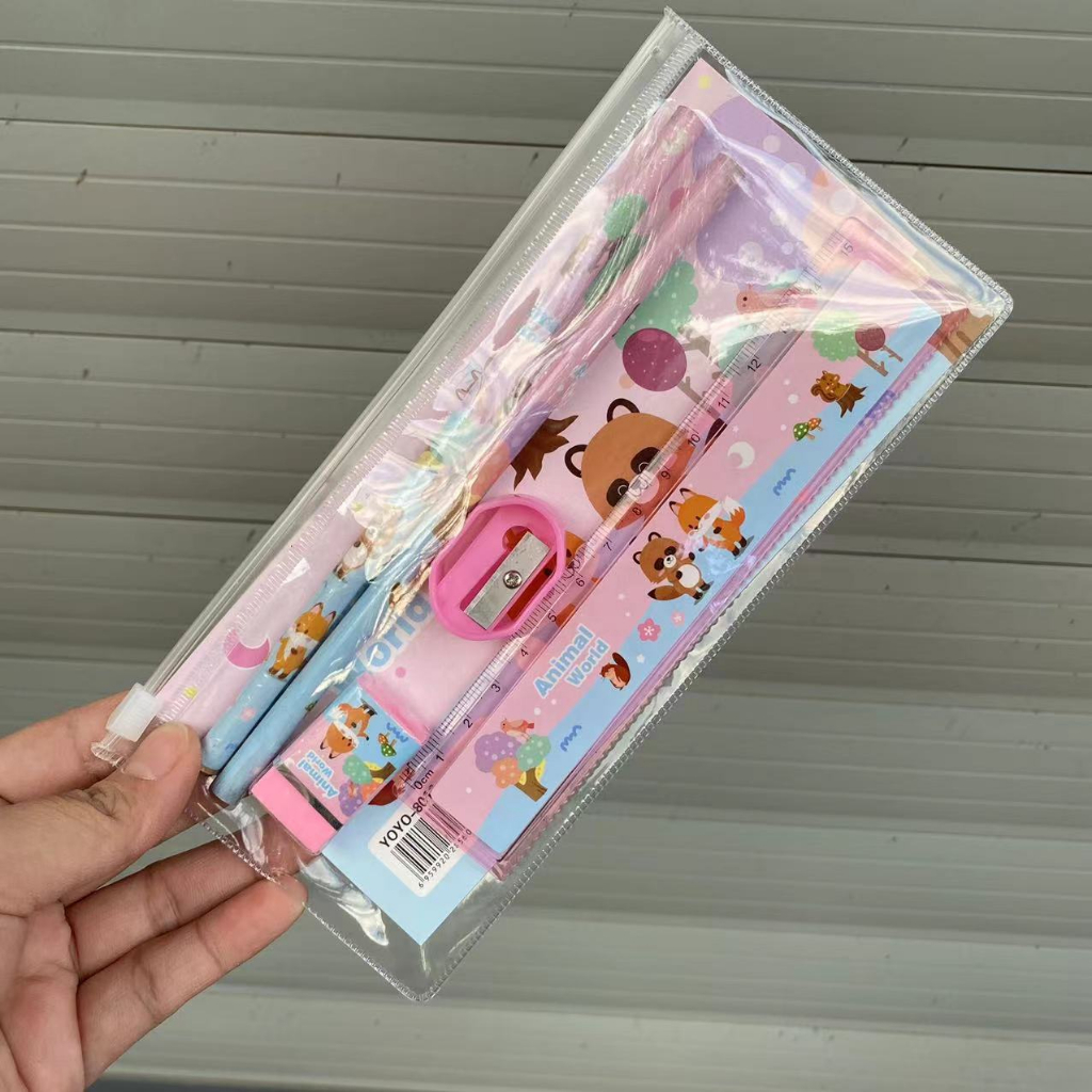 QUÀ TẶNG_Set 5 Món Dụng Cụ Học Tập Gồm 2 Bút Chì 1 Thước 1 Gôm Tẩy 1 Gọt Bút Chì Cho Bé