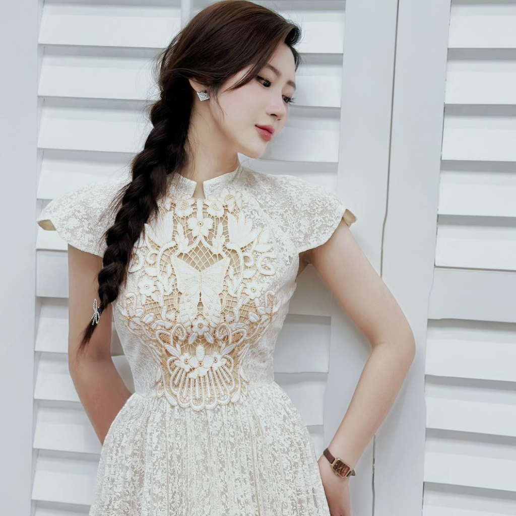 Đầm Thiết Kế MAY CH54 C1 Chất Liệu Ren Cao Cấp - Đầm Dự Tiệc Sang Trọng Chuẩn MAY
