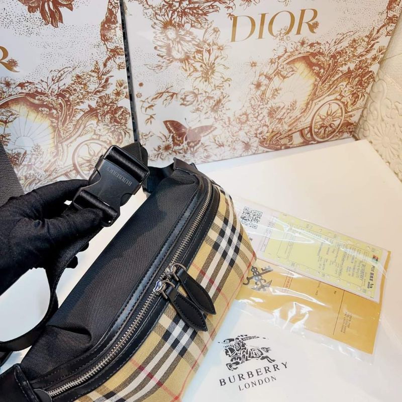 TÚI BAO TỬ BURBERRY THIẾT KẾ UNISEX FULL BOX