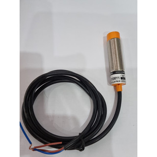 Cảm biến tiệm cận omron phi 18 e2e- x10my1 no 90-250vac