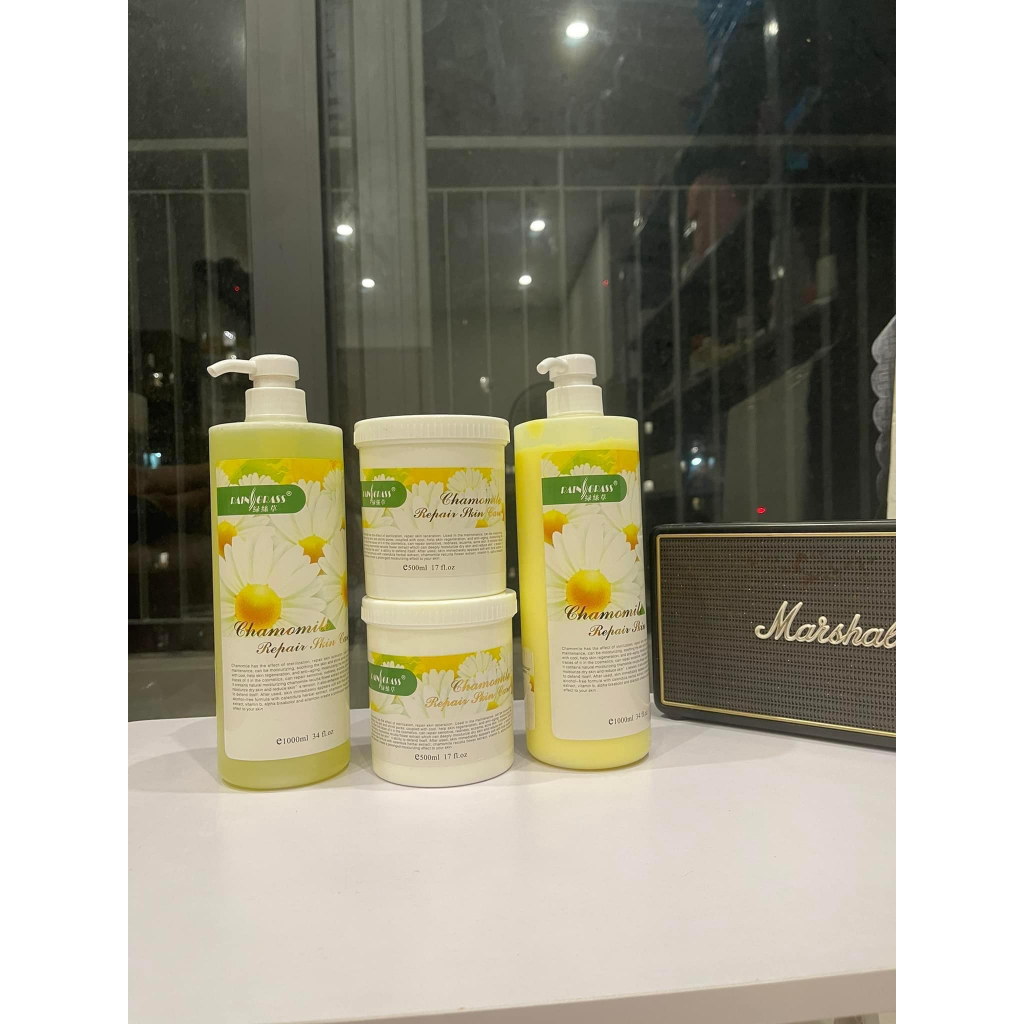 Bộ Chăm Sóc Da Cơ Bản Hoa Cúc 1 Chai Sữa Rửa,1 Kem Massage,1 Tẩy Da Chết,1 Nước Hoa Hồng Chính Hãng