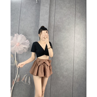 Áo gân xoắn eo croptop