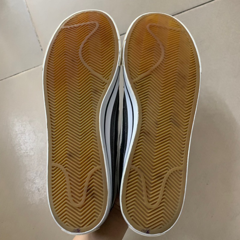 Giày chính hãng đã qua sử dụng