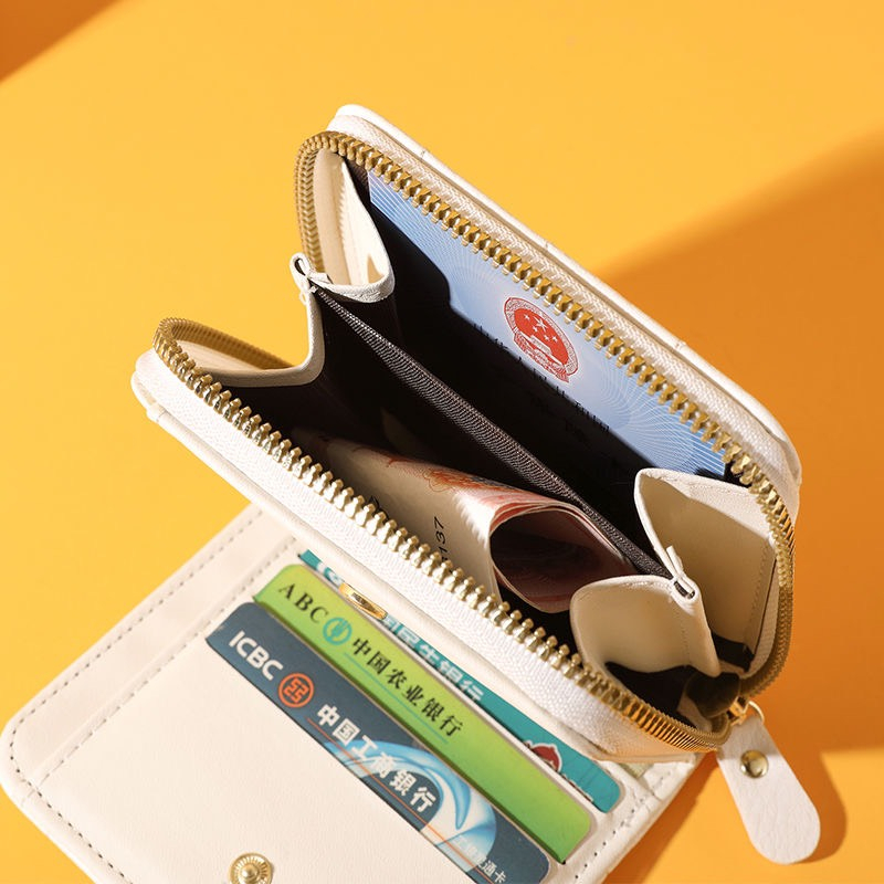 Ví Nữ Mini Cầm Tay Họa Tiết Gấu Dâu Cute Dễ Thương Phong Cách Retro TD120