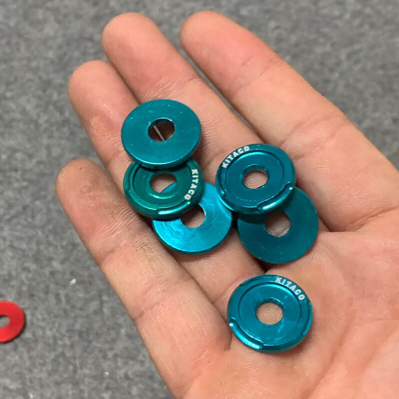 Long Đen Akitaco Đủ Màu 6li Lắp Đặt Nhiều Vị Trí Trên Xe Cực Chất.