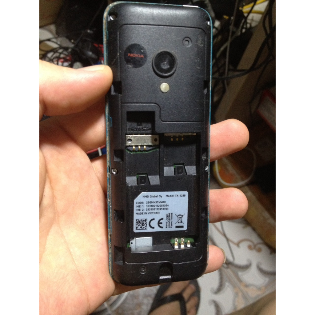 Xác NOKIA 150 lên vỡ màn nát như ảnh, có chuông khởi động, sáng đèn phím, máy không nắp, không bin..