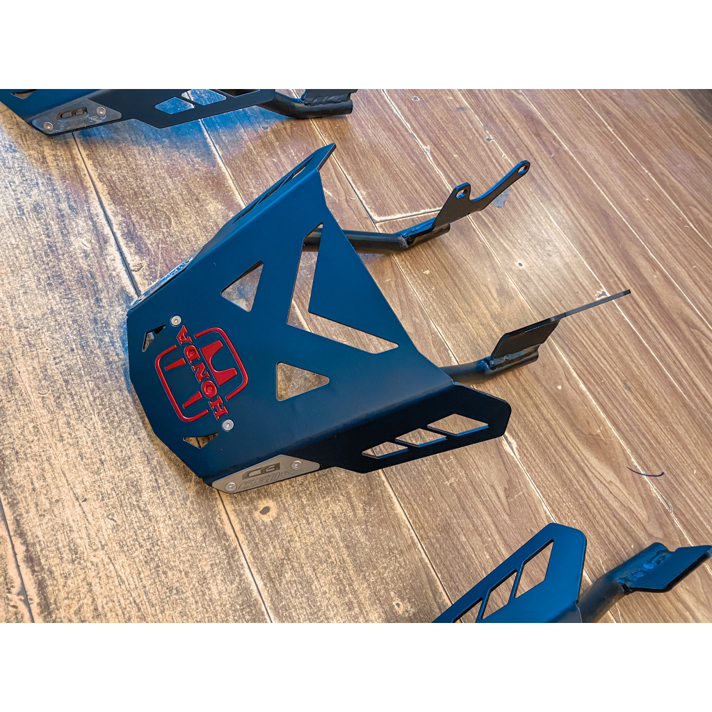 BAGA SAU CHO CB150R MẪU MỚI KÈM LOGO HONDA