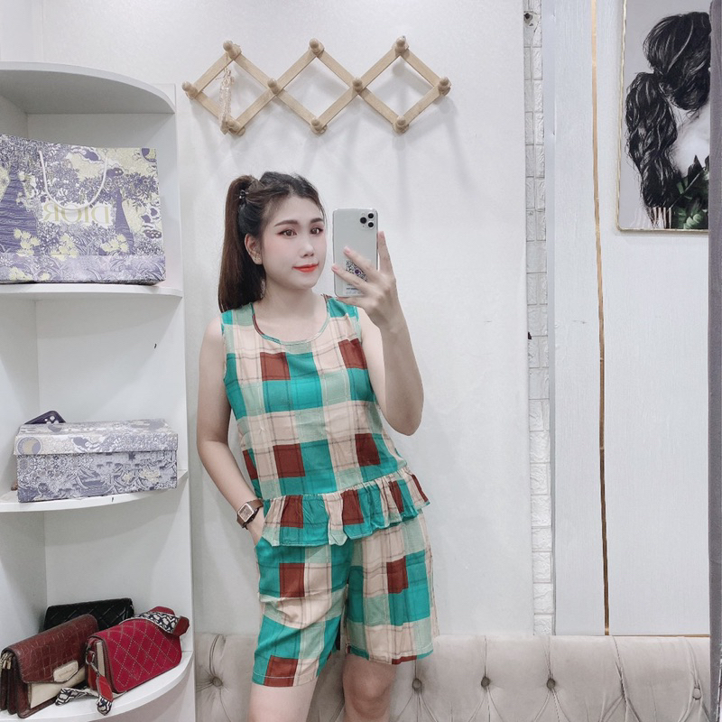 bộ lanh đùi nữ
