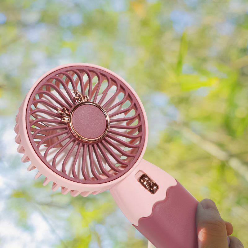 Quạt tích điện mini có đế để bàn mặt hình hươu kim loại