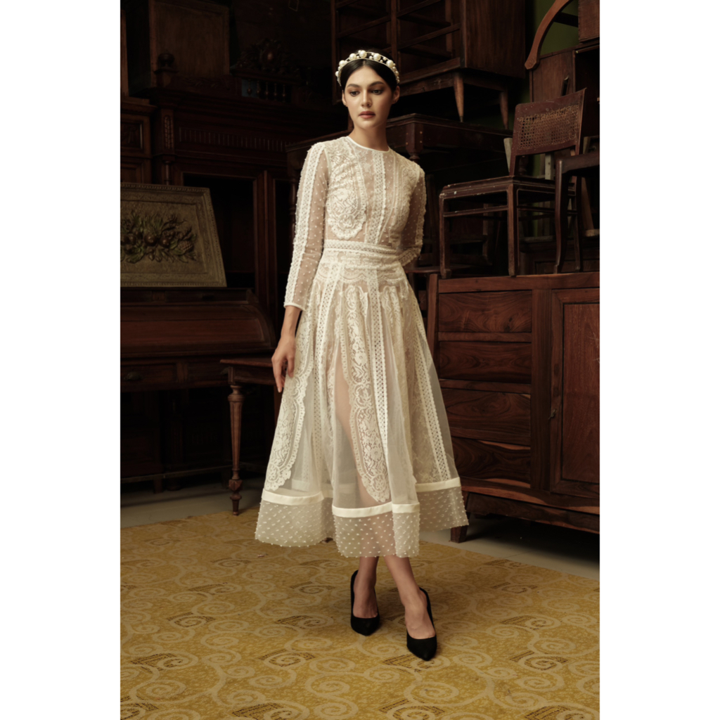 Váy ren dự tiệc dáng xoè The Country Philosophy Long Dress vải ren thêu hoa