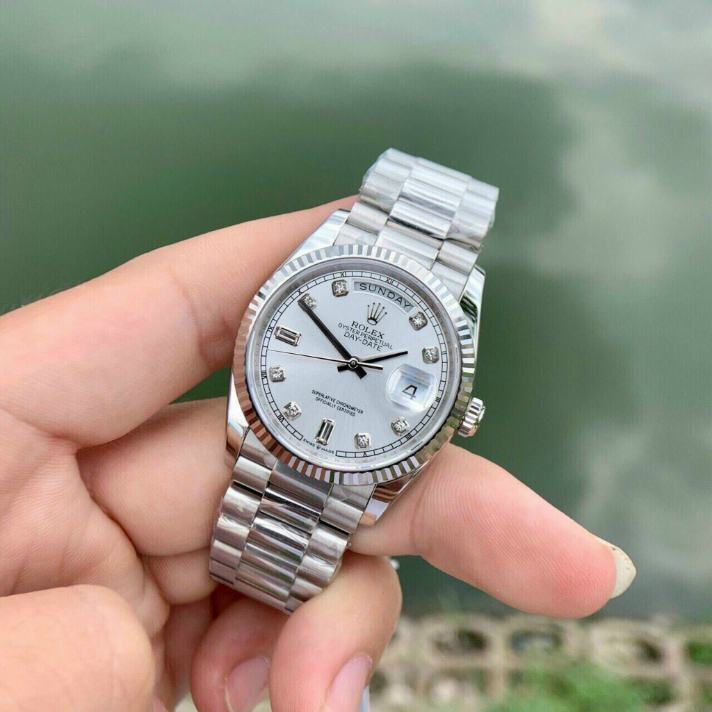 Đồng hồ Nam Rl 3kim day date mặt trắng vỏ trắng số đá máy thuy sĩ EW dòng Automatic size 41mm dây kim loại