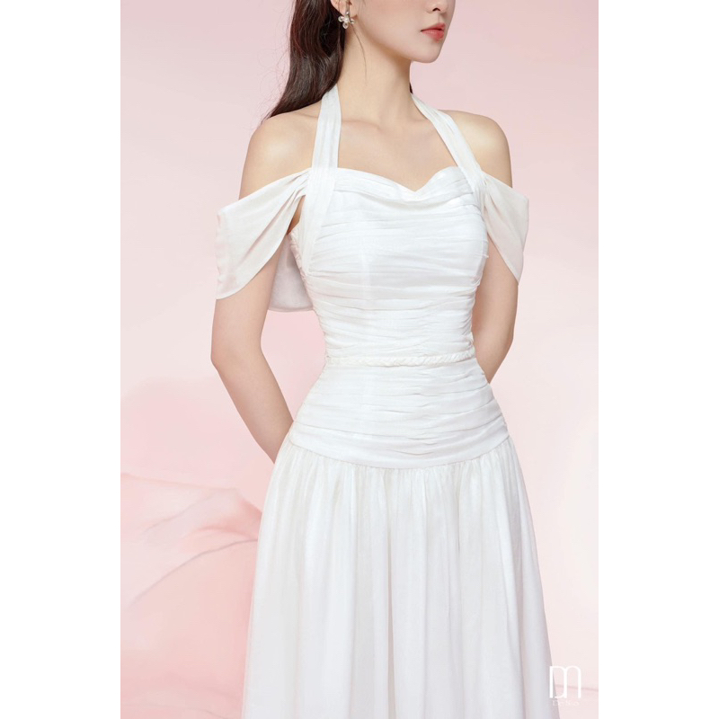 Váy tơ xinh xuất sắc