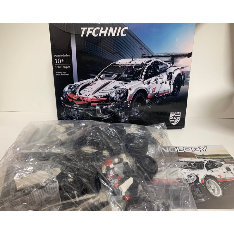 Mô hình Lắp ráp xe POSCHE 911 tỷ lệ 1:10 với hơn 1580+ pcs