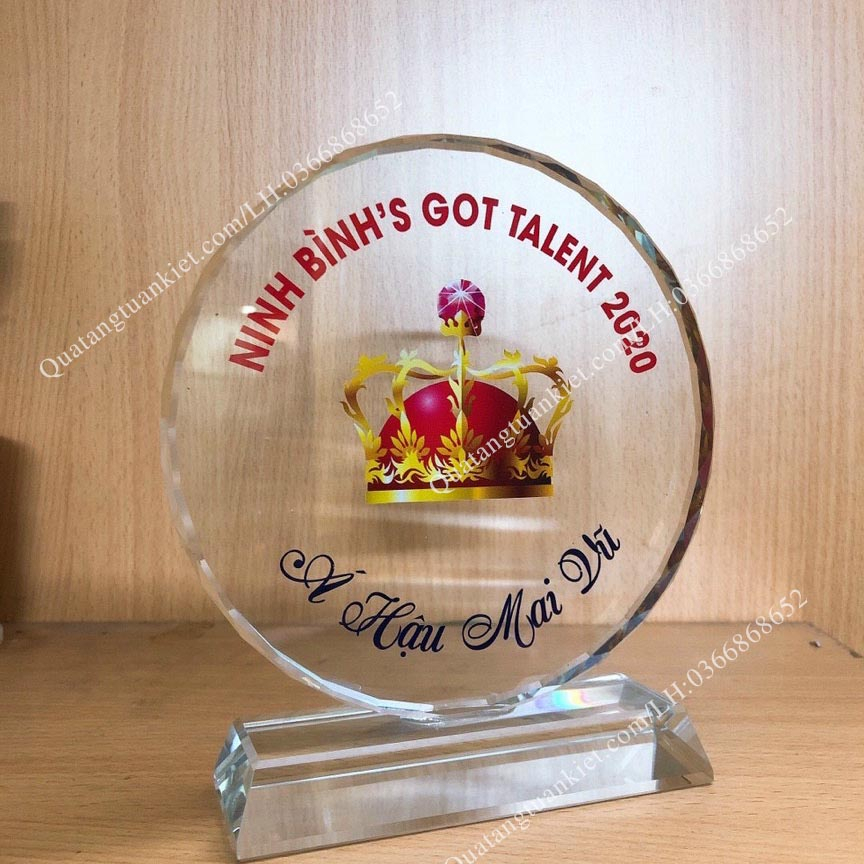 Cúp vinh danh pha lê K9 cao cấp hình tròn - in ấn theo yêu cầu