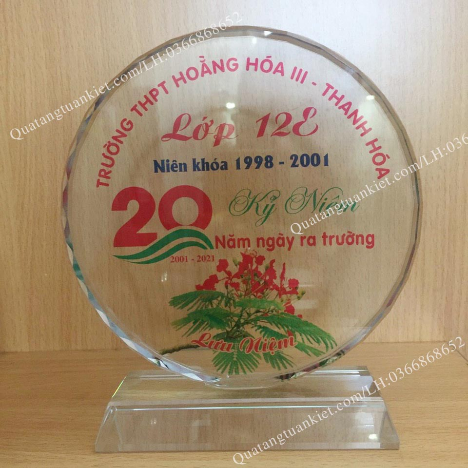 Cúp vinh danh pha lê K9 cao cấp hình tròn - in ấn theo yêu cầu