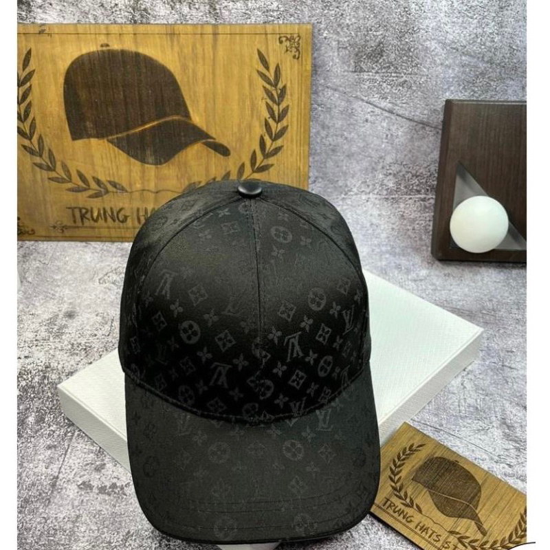 MŨ LƯỠI TRAI LV ĐEN IN 3D NỖI BẬT_NÓN KẾT LV ĐEN ĐƠN GIẢN CHUẨN HÀNG VNXK THỜI TRANG CAO CẤP