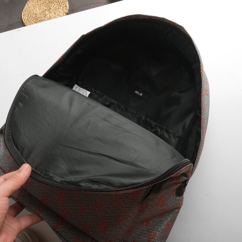 Balo MLB Hoạ Tiết Thêu Logo NY Yankess Chất Liệu Vải Canvas Cao Cấp Chống Thấm - Bánh Mì Store