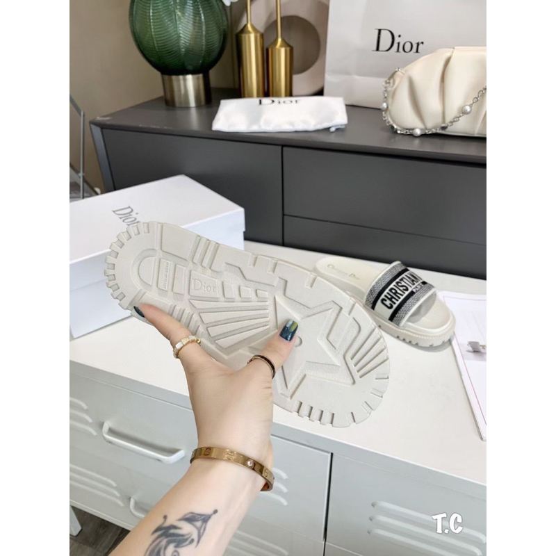 Dép Lê Di.orr Độn Đế Siu Cấp Fullbox + Bill