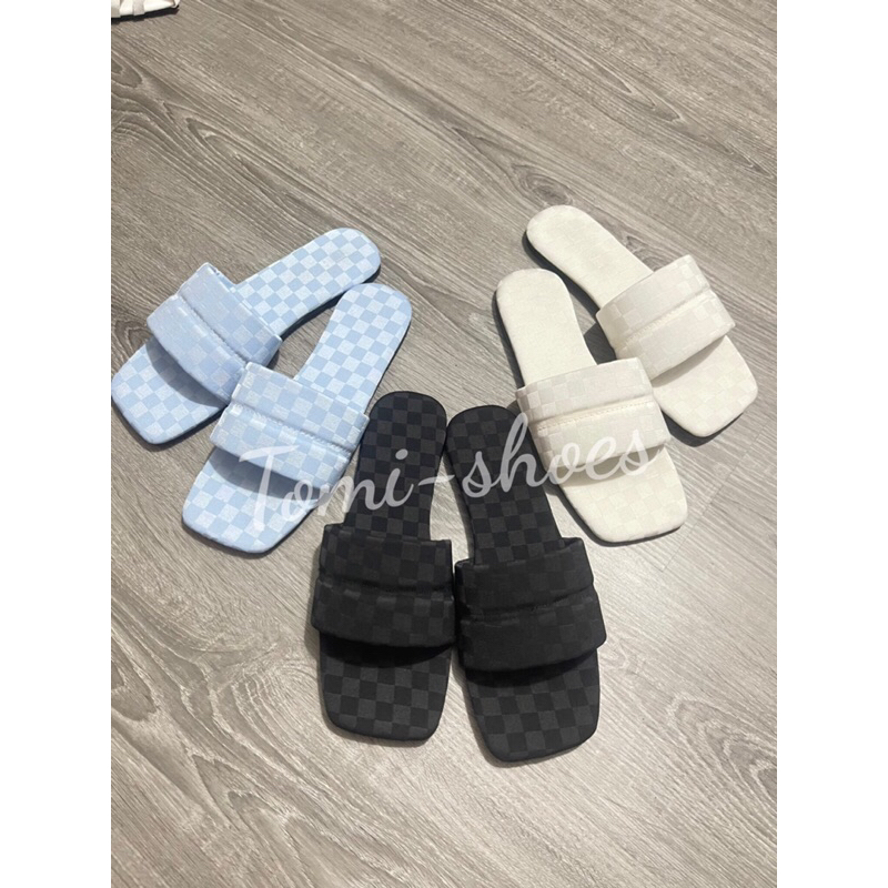 Dép trơn ô vuông sang chảnh bigsize 35-45