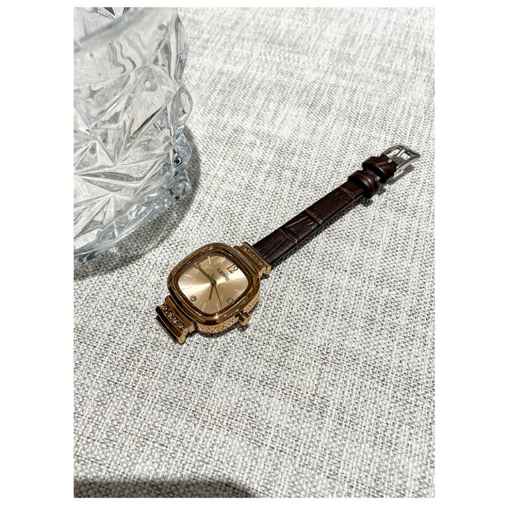 Đồng hồ nữ mặt vuông WOVE mặt vuông thanh lịch phong cách nữ tính trẻ trung Laxy Watch