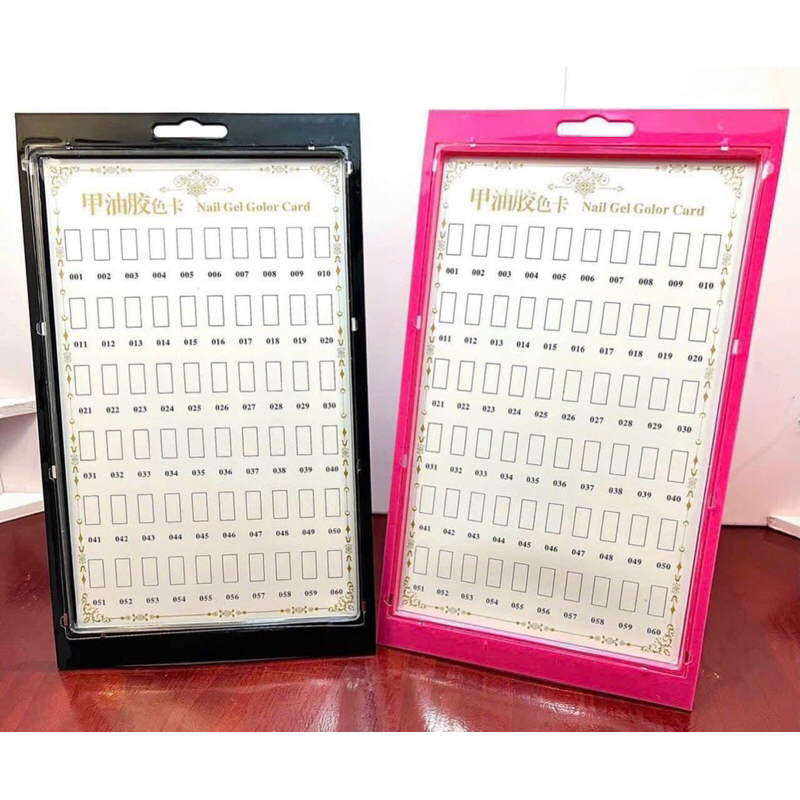 Khung nhựa trưng mẫu móng