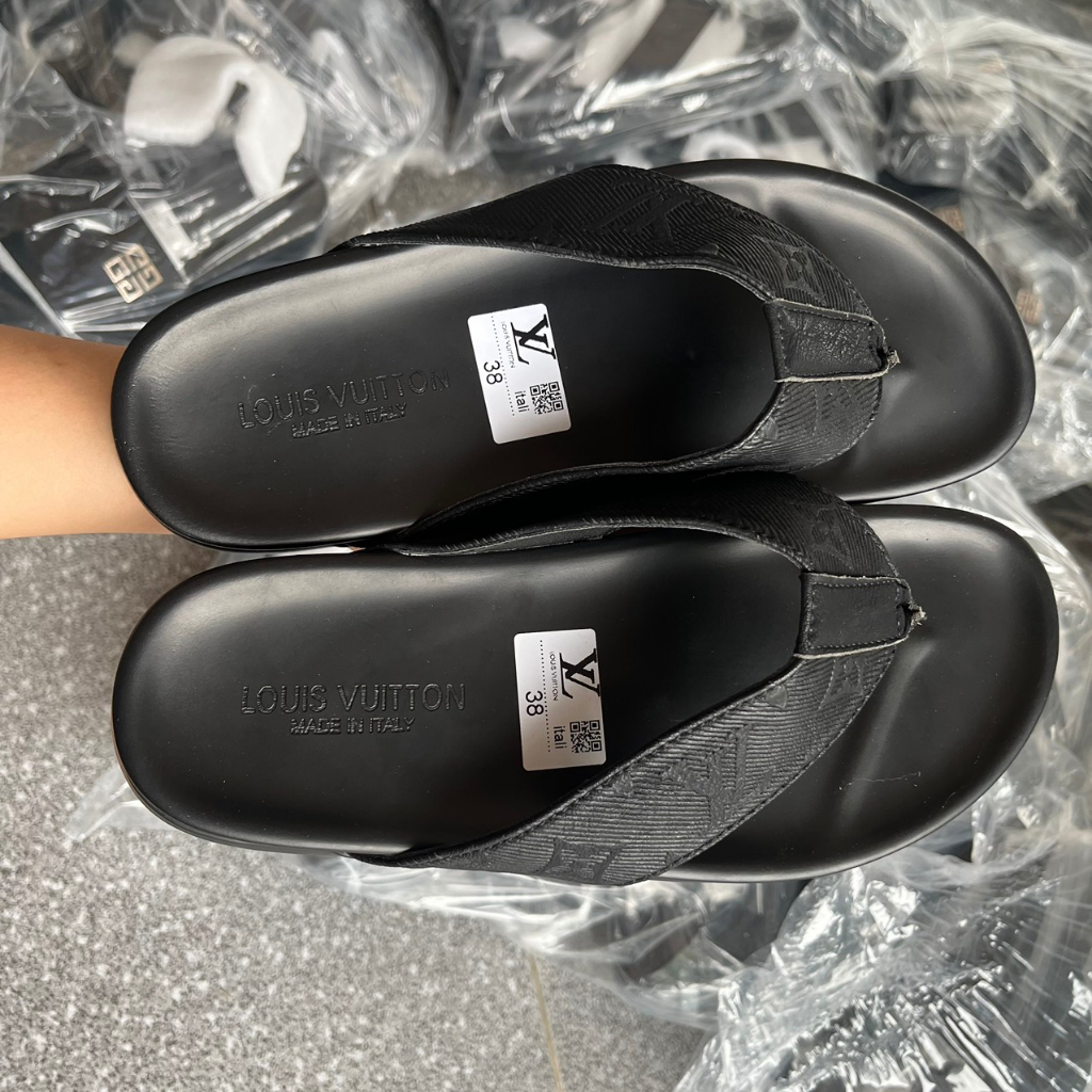 Tông Đen LV và ĐG hàng chuẩn Da thật đế phíp hàng FULL BOX FULL BILL ẢNH video thật